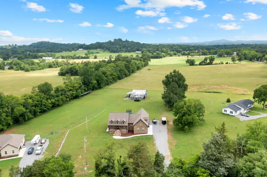 668 Himesville Rd, Shelbyville, TN 37160 - #2