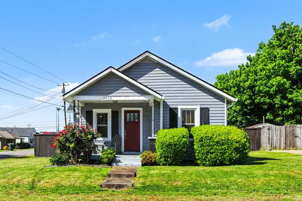 2806 Elliott Dr, Old Hickory, TN 37138