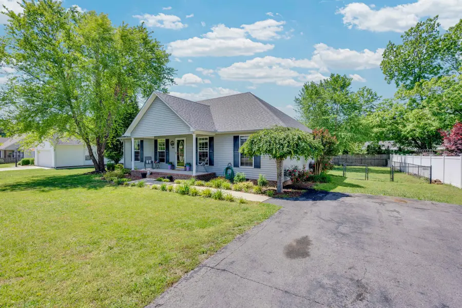 145 Greenwood Dr, Smithville, TN 37166 - #2