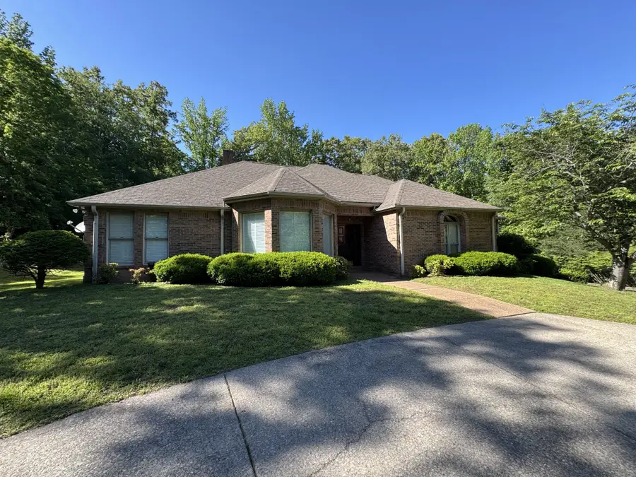 216 Patrick Dr, Dover, TN 37058 - #2