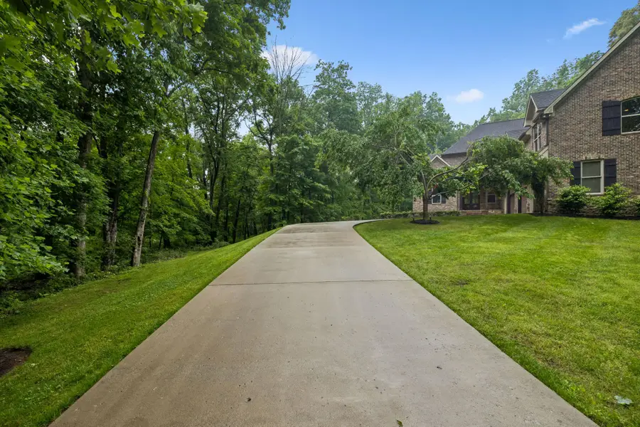 129 Timber Hills Rd, Hendersonville, TN 37075 - #2