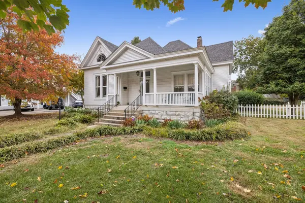 215 4th Ave S, Franklin, TN 37064