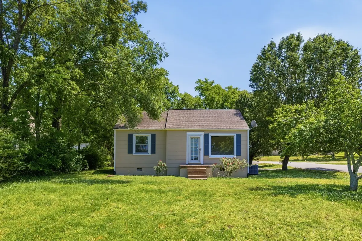 361 Lanier Dr, Madison, TN 37115 - #1