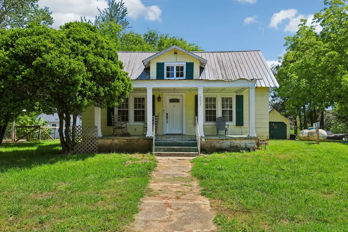 203 Lucas St, Huntland, TN 37345 - #1