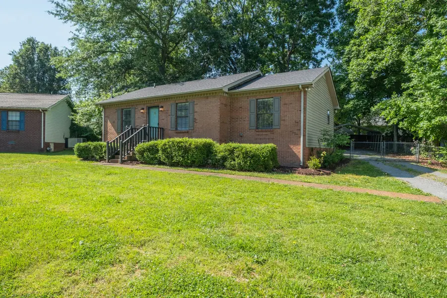 308 Oakdale Dr, White House, TN 37188 - #2