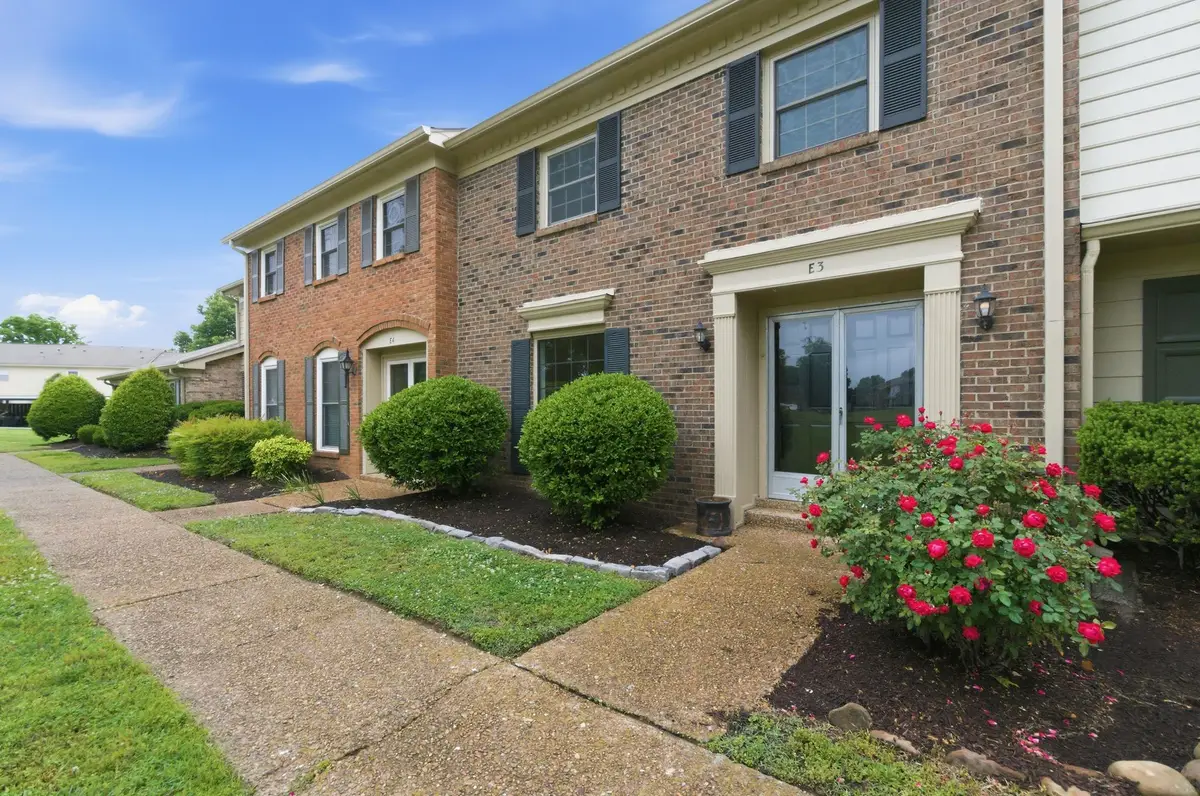 8207 Sawyer Brown Rd #E3, Nashville, TN 37221 - #1