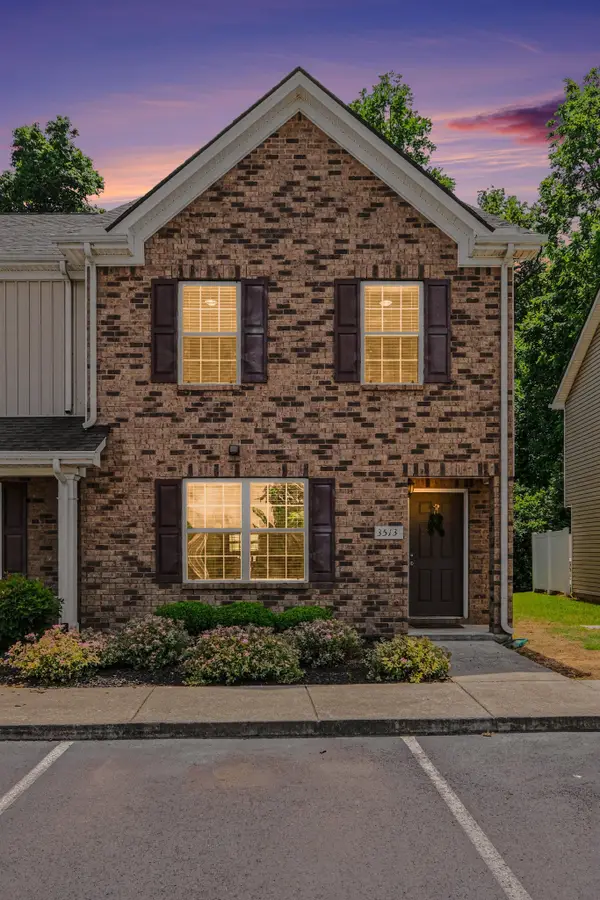 3513 Nightshade Dr, Murfreesboro, TN 37128