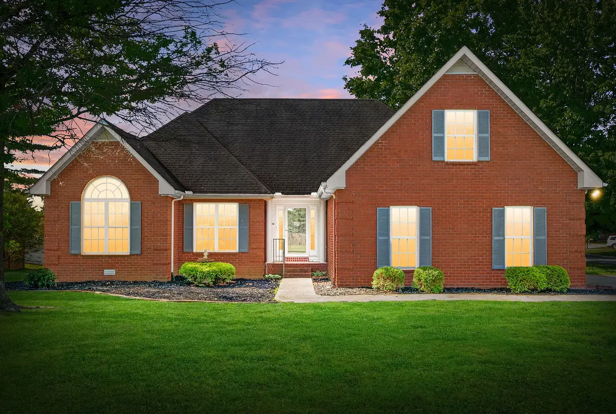 502 Forrest Pointe Dr, Murfreesboro, TN 37130 - #1