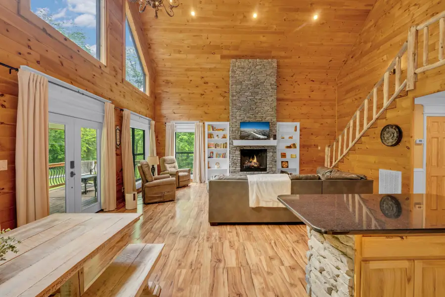 825 Shady Pl, Smithville, TN 37166 - #3