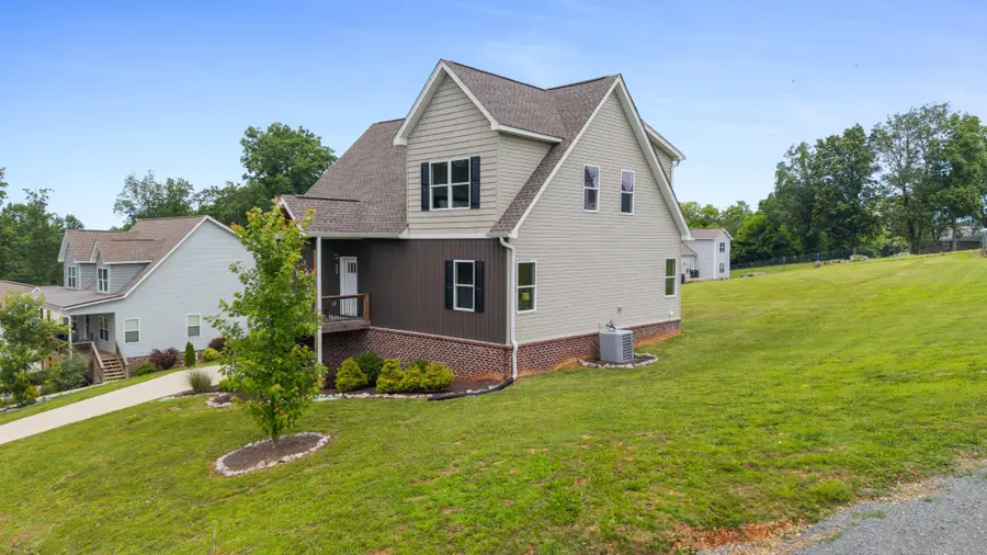 155 Surrey Lane Ne, Cleveland, TN 37312 - #3