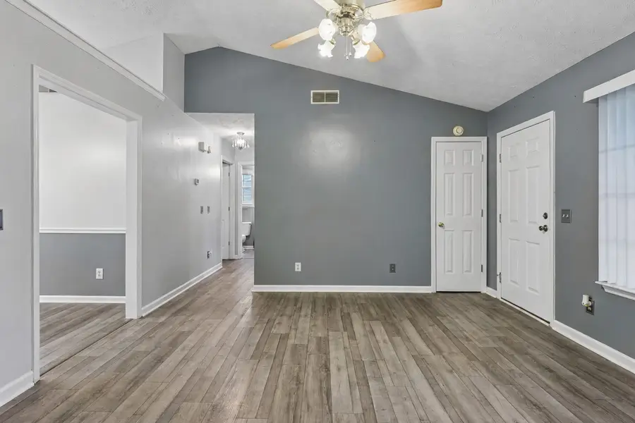 332 Kelsey Ct, La Vergne, TN 37086 - #3