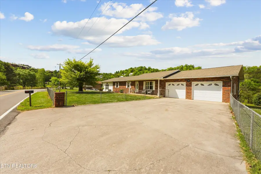 354 Apple Valley Rd, Sevierville, TN 37862 - #3
