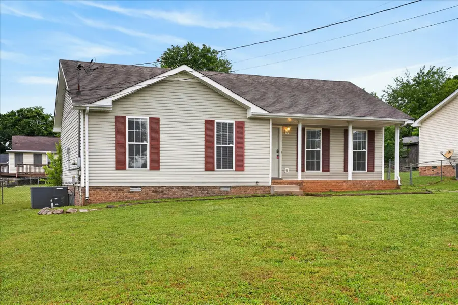 2808 Nat Hoosier Ln, Clarksville, TN 37040 - #2