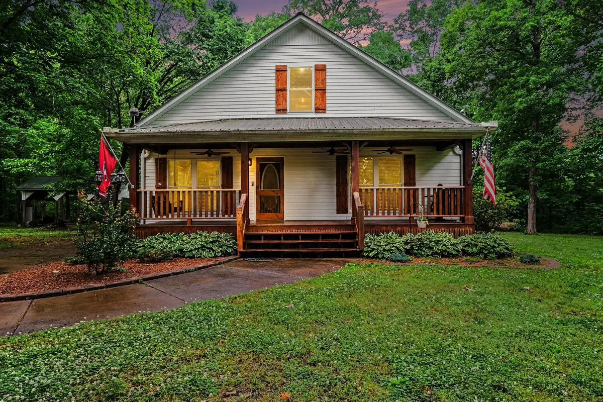 3510 Tobe Robertson Rd, Columbia, TN 38401 - #1