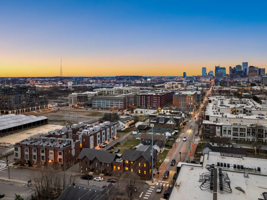 217 Taylor St, Nashville, TN 37208 - #3