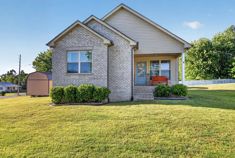 1702 Old Highway 31 E, Westmoreland, TN 37186 - #2
