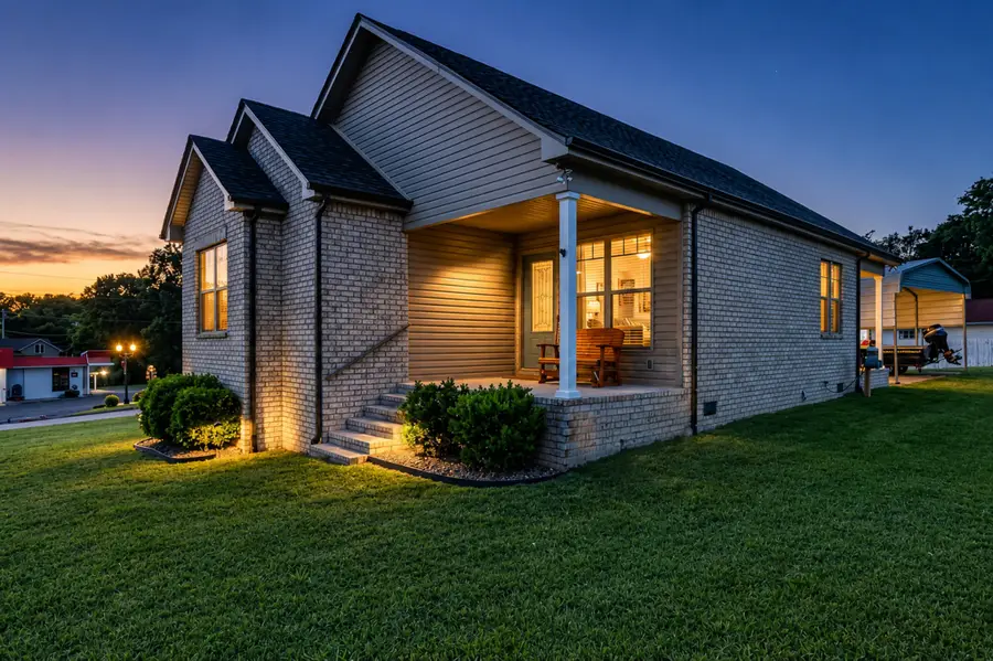 1702 Old Highway 31 E, Westmoreland, TN 37186 - #3