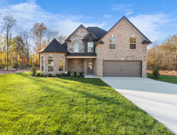 400 Kildeer Dr, Clarksville, TN 37040