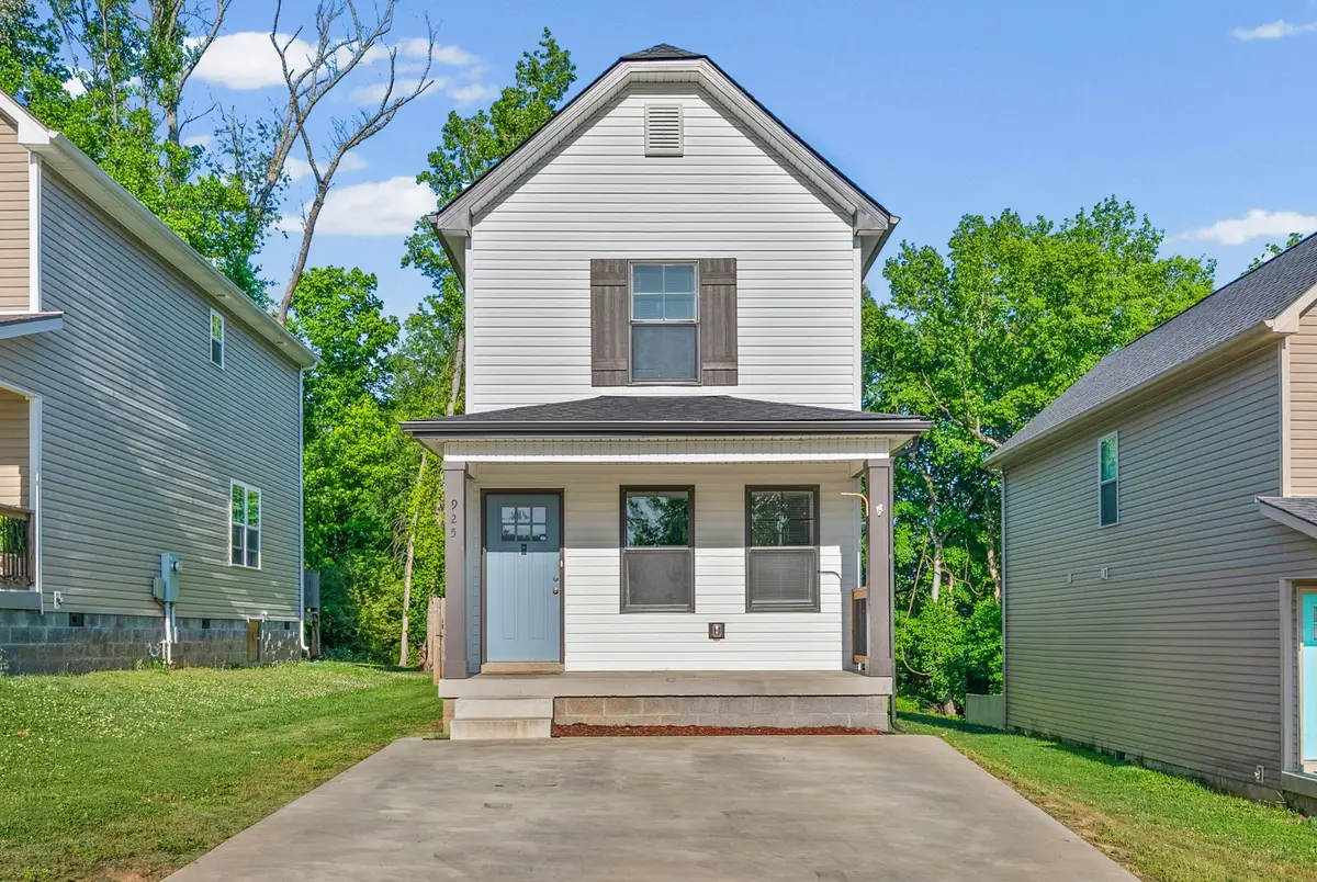 925 Oak Ln, Clarksville, TN 37040 - #1