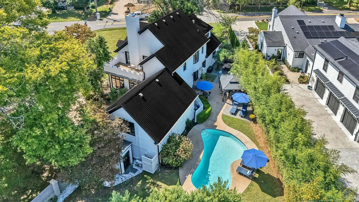 301 Mercury Dr, Franklin, TN 37064 - #1
