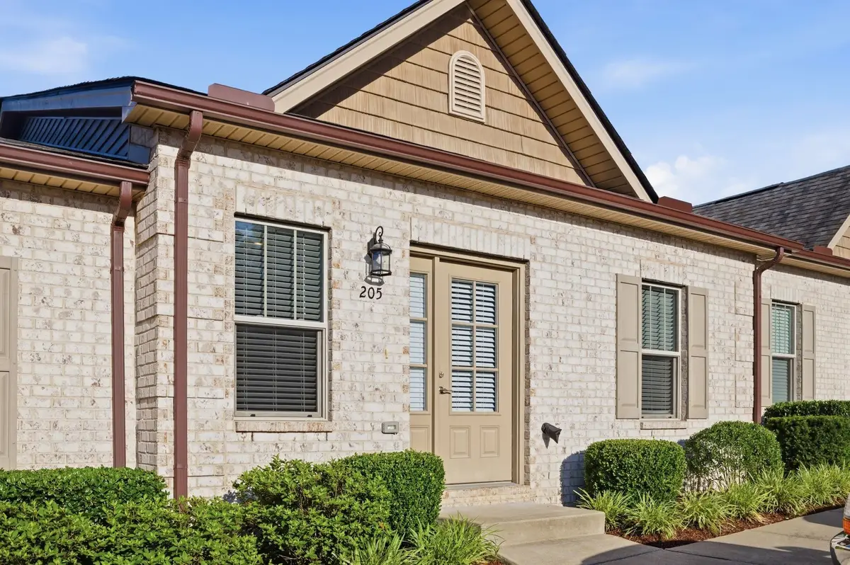 205 Bancroft Ml, Columbia, TN 38401 - #1
