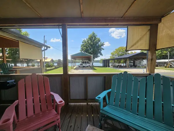 628 River Rd, Clifton, TN 38425