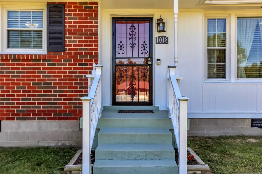 1018 N Graycroft Ave, Madison, TN 37115 - #3