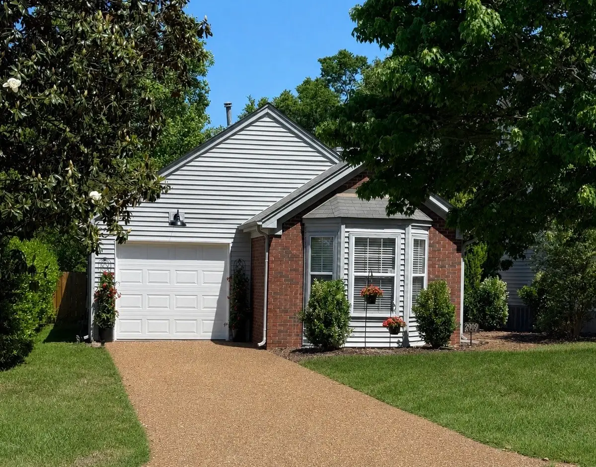 2909 Delta Queen Dr, Nashville, TN 37214 - #1