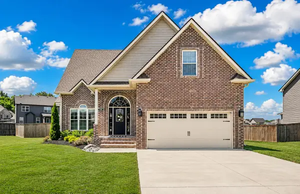 110 Chisum Ct, Clarksville, TN 37043