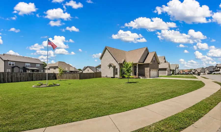 110 Chisum Ct, Clarksville, TN 37043 - #2