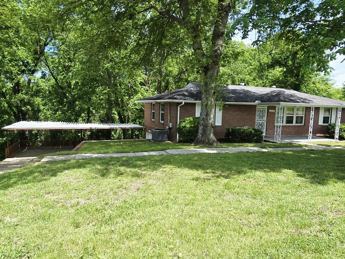 2226 Weona Dr, Nashville, TN 37214 - #1