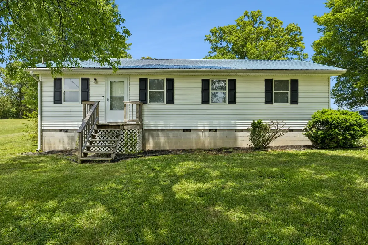 576 Tipps Rd, Belvidere, TN 37306 - #1