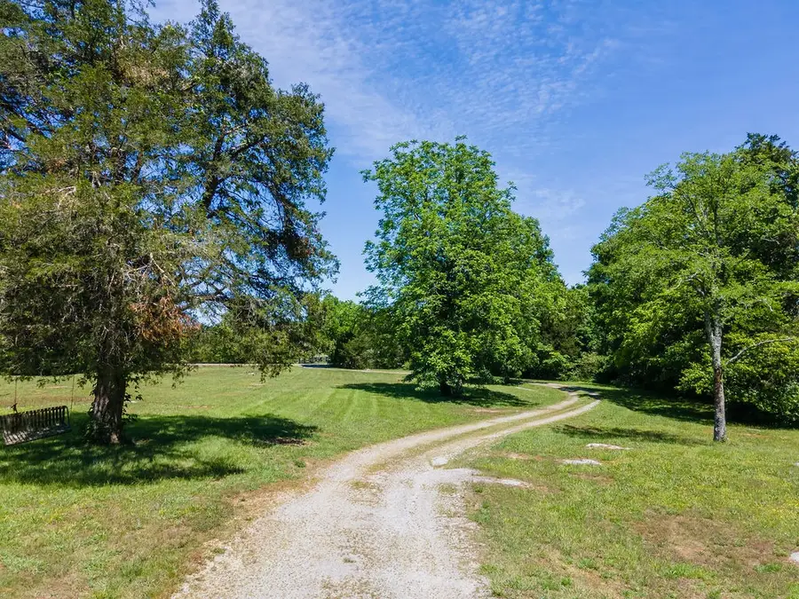 2198 Franklin Pike, Lewisburg, TN 37091 - #2
