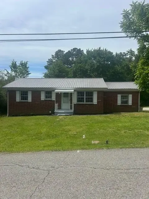 114 E Frazier St, Camden, TN 38320 - #1