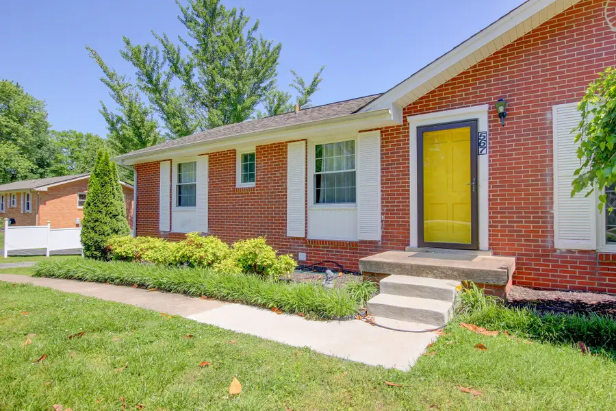 567 Chesterfield Dr, Clarksville, TN 37043 - #3
