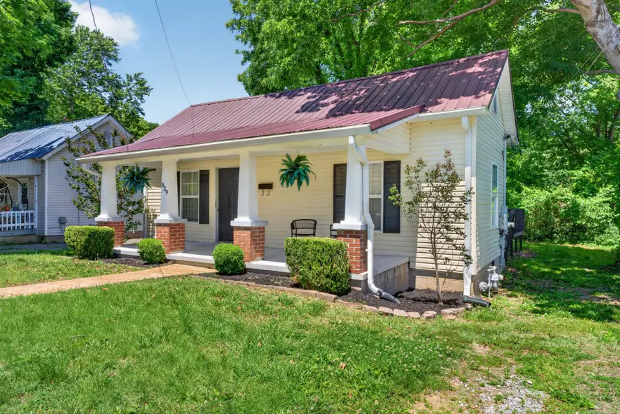 829 Stafford St, Clarksville, TN 37040 - #2