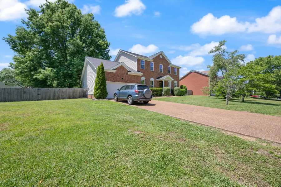 2929 Burtonwood Dr, Spring Hill, TN 37174 - #3