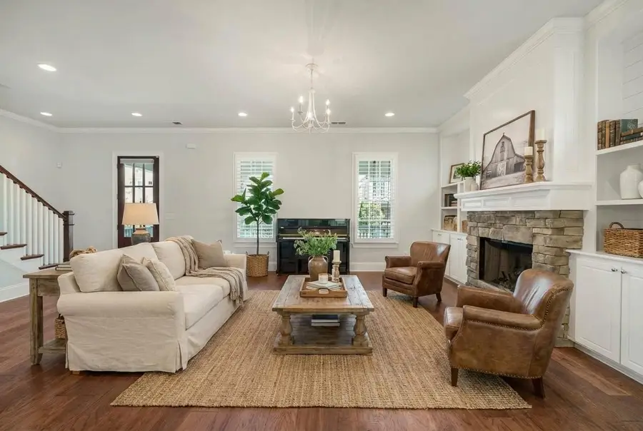 917 Dauphine St, Nashville, TN 37221 - #2