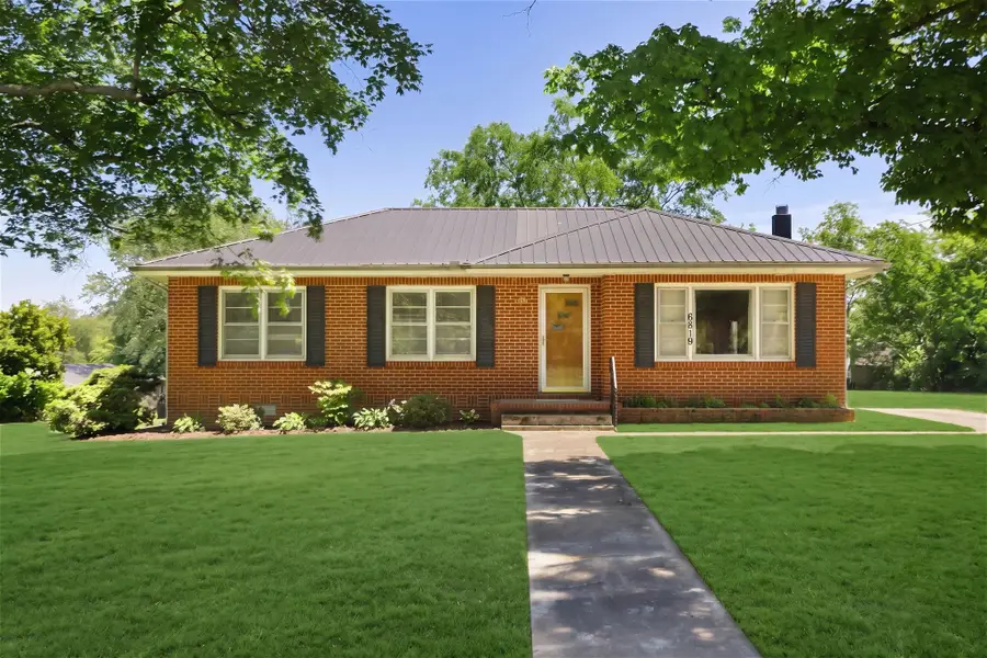6819 S Main St, Lobelville, TN 37097 - #2