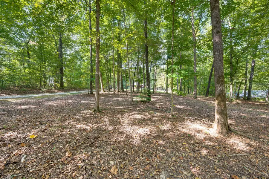 1168 Johnny Hall Rd, Burns, TN 37029 - #2