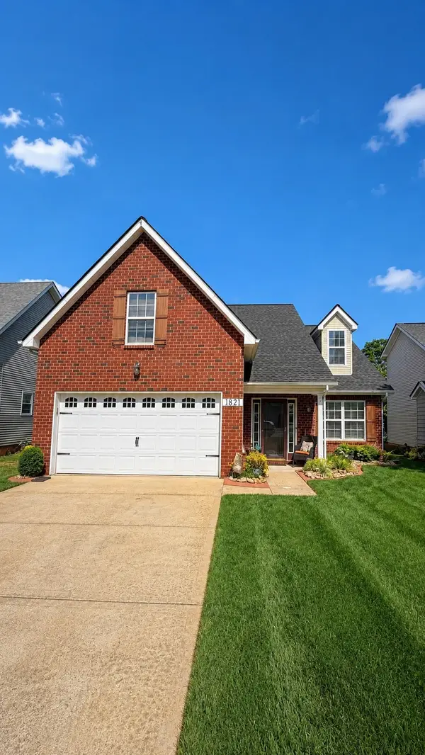 1821 Antebellum Dr, Murfreesboro, TN 37128