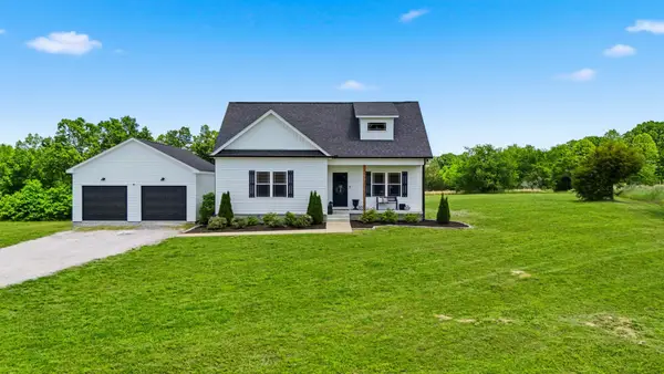 1285 Oak Grove Rd, Dickson, TN 37055