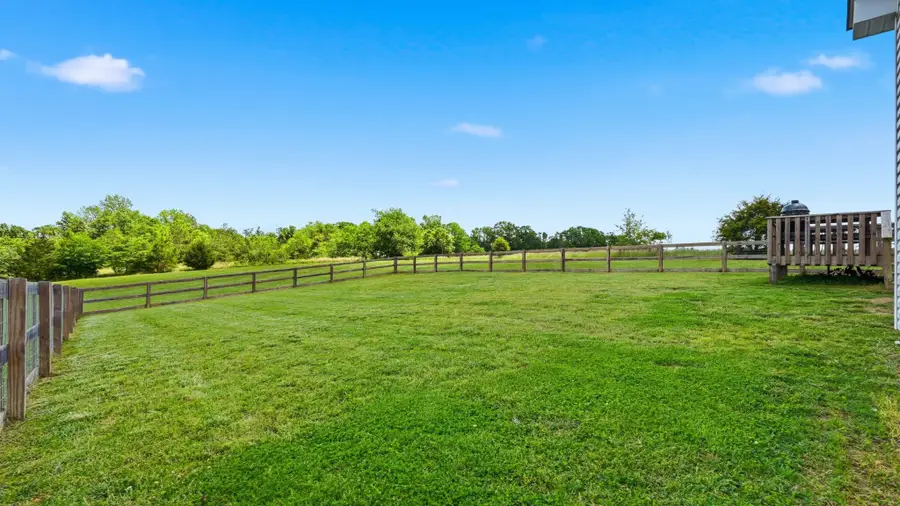 1285 Oak Grove Rd, Dickson, TN 37055 - #2
