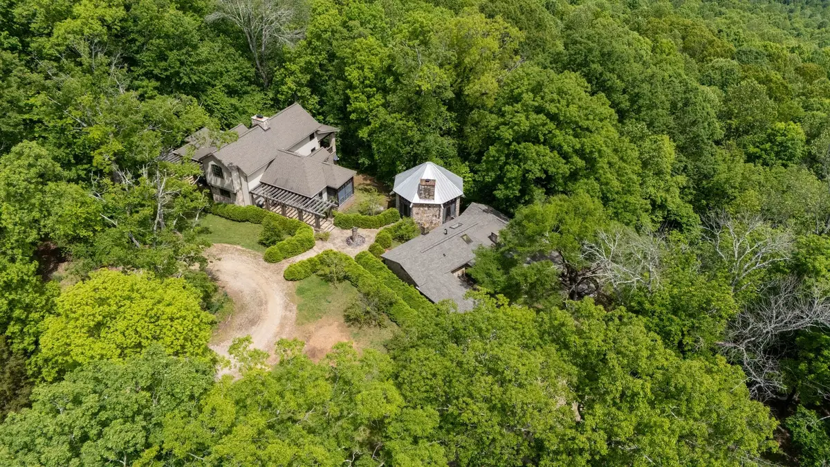 167 Pollywood Ln, Sewanee, TN 37375 - #1