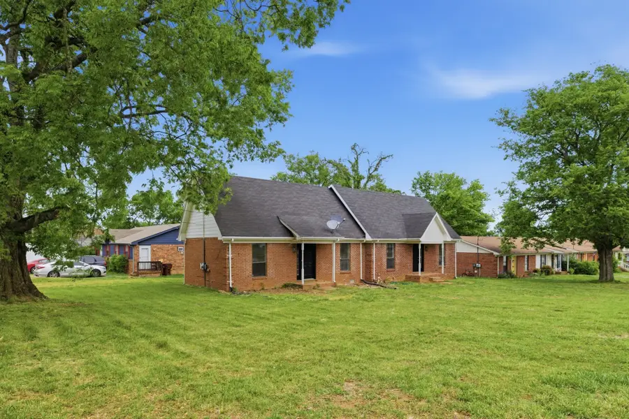 1522 Meadow Bend Dr, Madison, TN 37115 - #2
