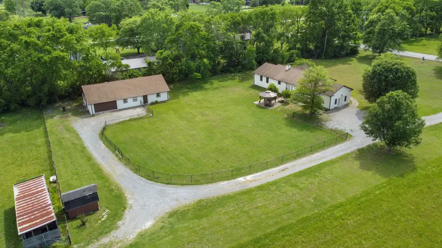 170 Upper Station Camp Crk Rd, Gallatin, TN 37066 - #3