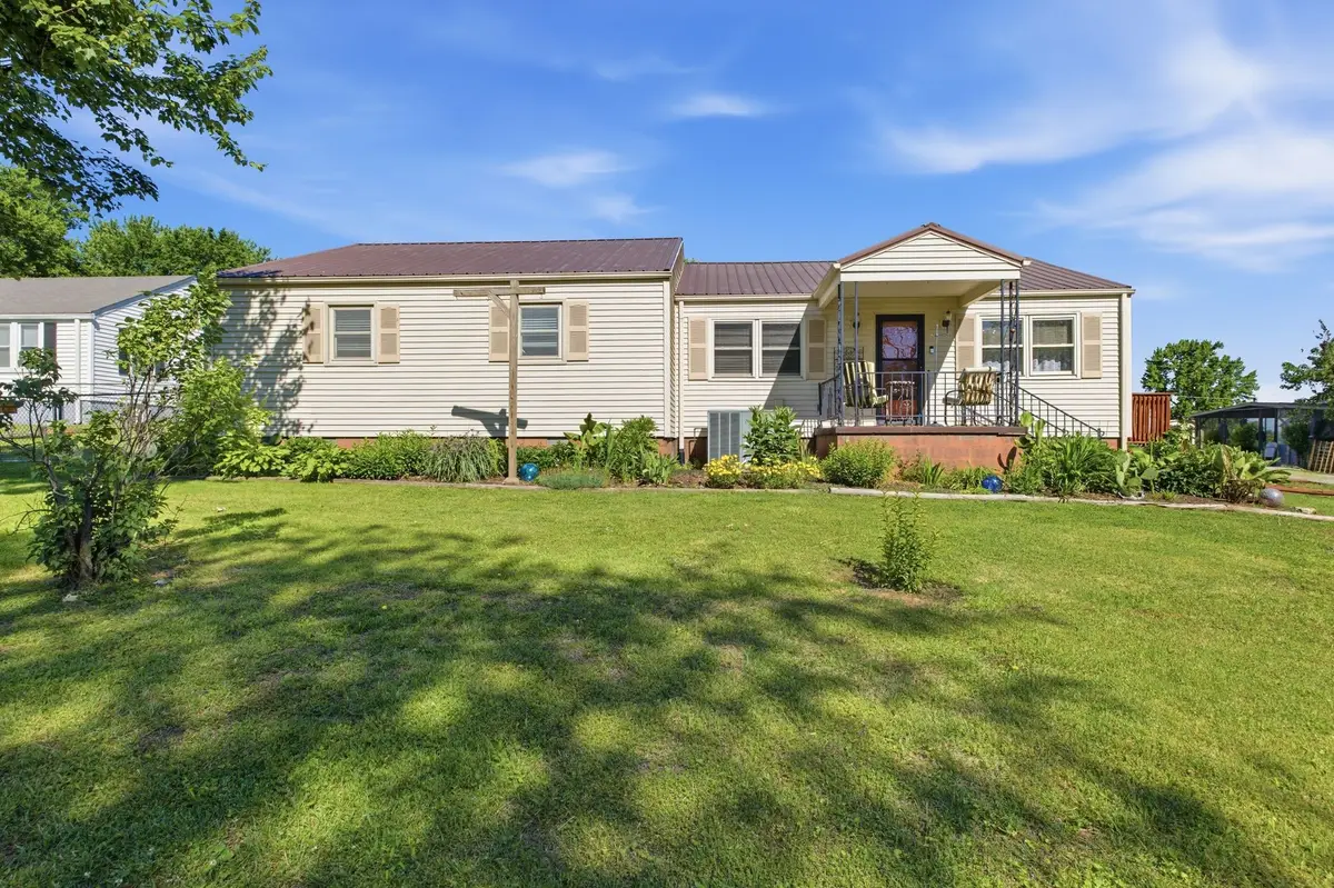 442 Crescent Dr, Springfield, TN 37172 - #1