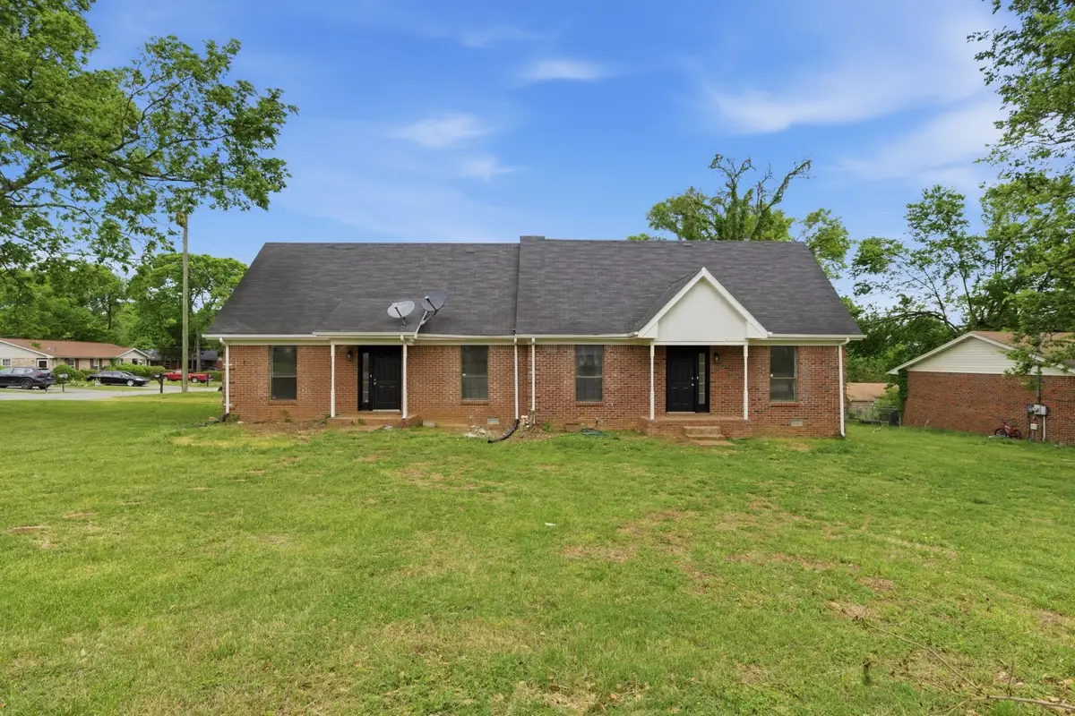 1520 Meadow Bend Dr, Madison, TN 37115 - #1