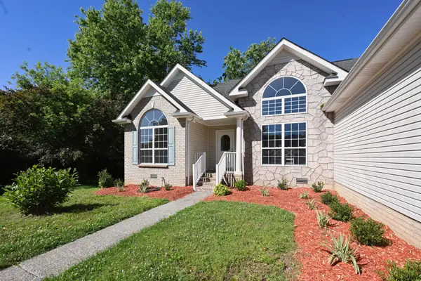 1251 Wentworth Dr, Gallatin, TN 37066