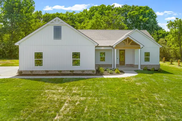 1932 River Rd, Clarksville, TN 37040